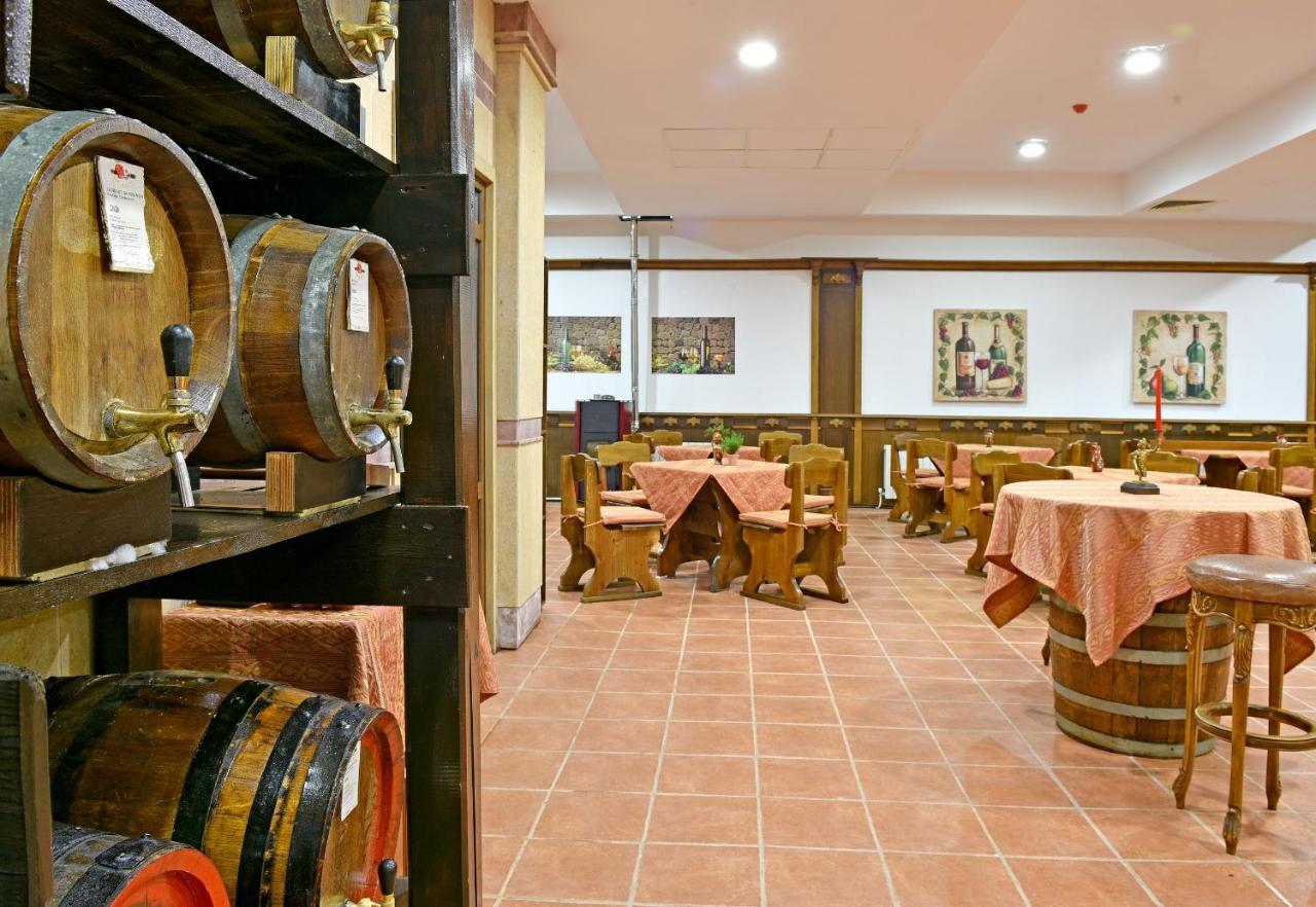 Estreya Residence Hotel&SPA Saints Constantine and Helena Exterior foto