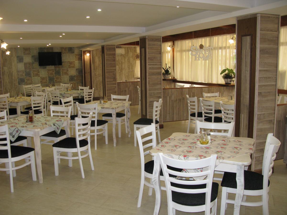 Estreya Residence Hotel&SPA Saints Constantine and Helena Exterior foto